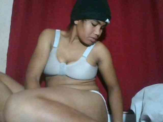 Keziah34 webcam