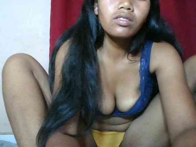 Keziah34 webcam