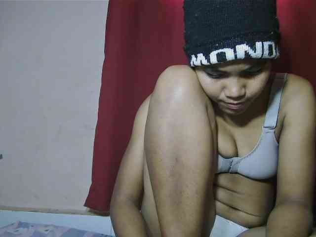 Keziah34 webcam