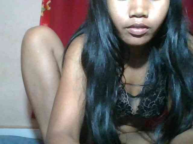 Keziah34 webcam