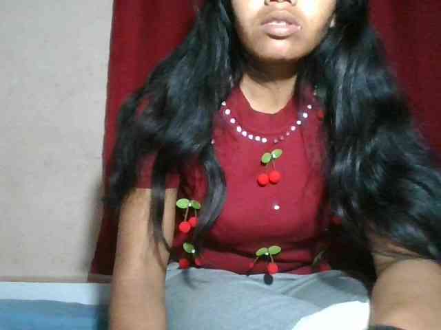 Keziah34 webcam