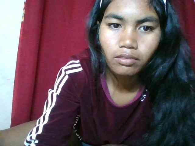 Keziah34 webcam
