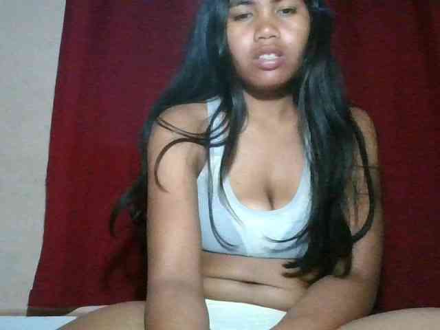 Keziah34 webcam