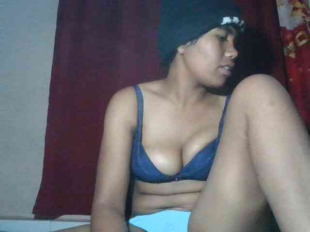 Keziah34 webcam
