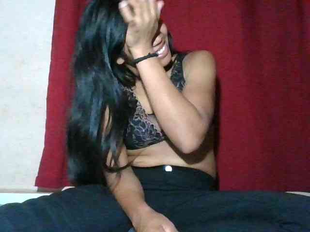 Keziah34 webcam