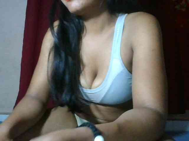 Keziah34 webcam