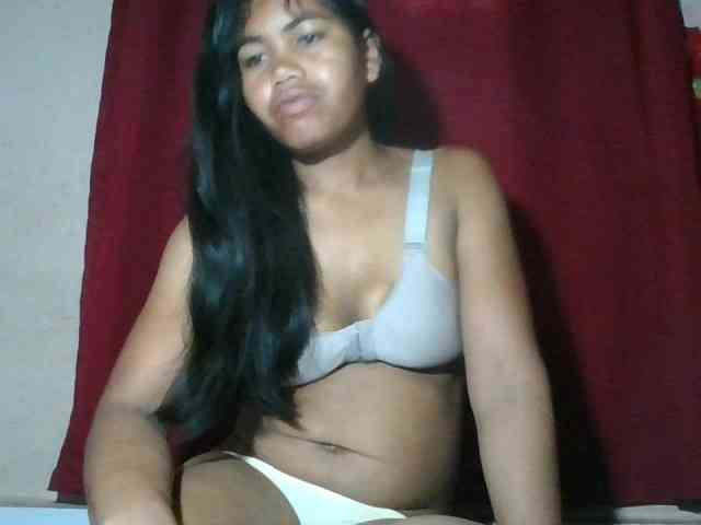 Keziah34 webcam