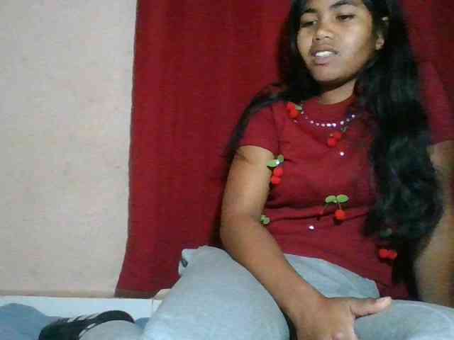 Keziah34 webcam