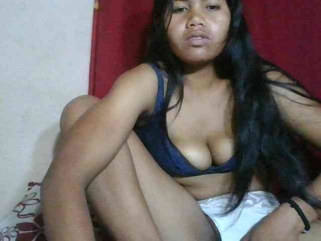 Keziah34 webcam