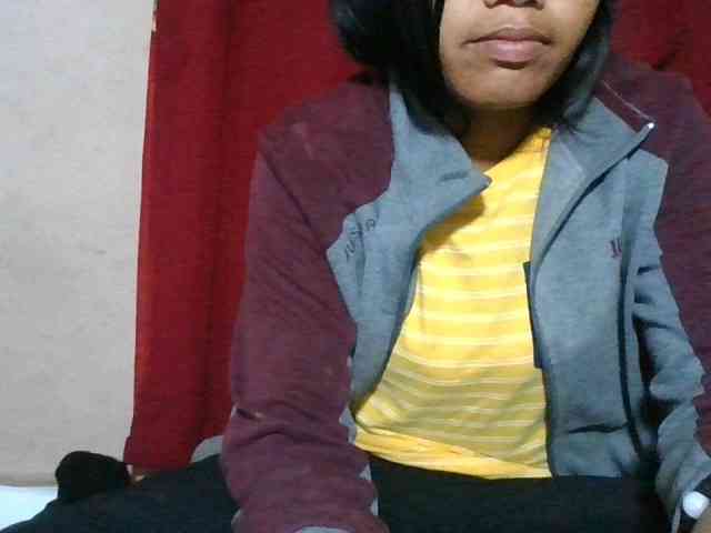 Keziah34 webcam