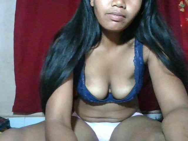 Keziah34 webcam