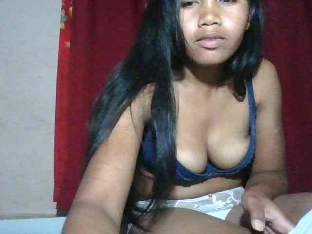 Keziah34 webcam