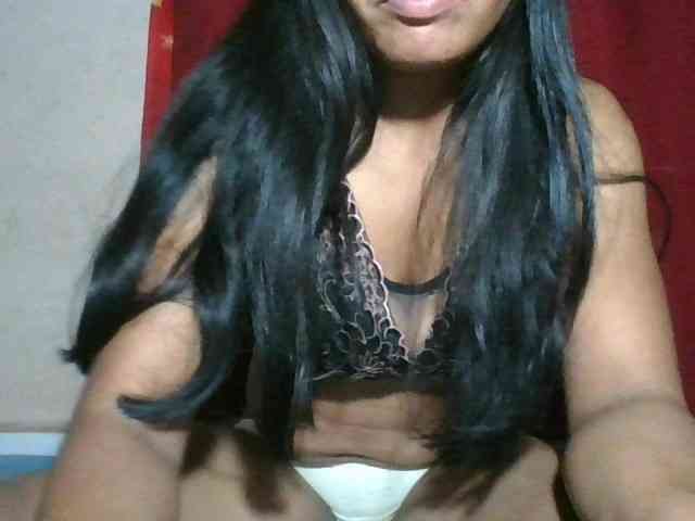Keziah34 webcam