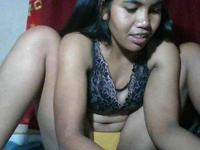 Keziah34 webcam
