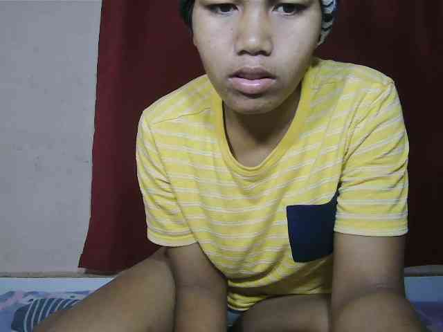 Keziah34 webcam