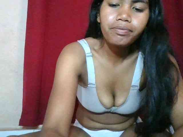Keziah34 webcam