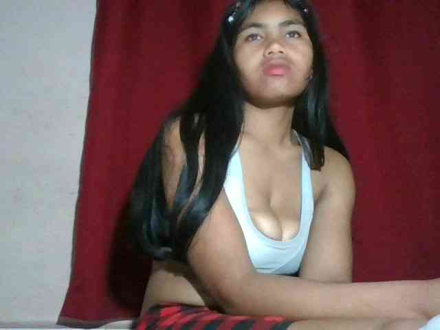 Keziah34 webcam