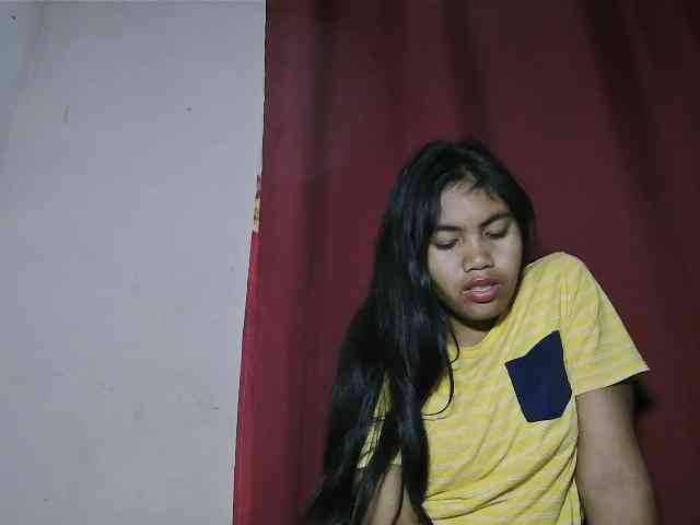 Keziah34 webcam