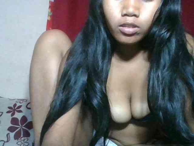 Keziah34 webcam
