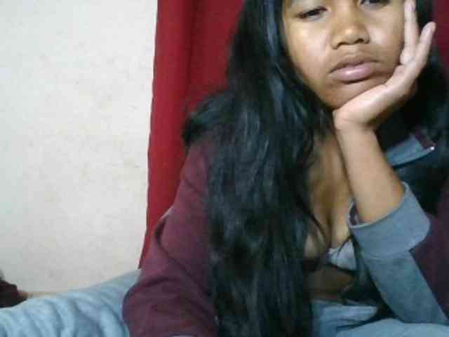 Keziah34 webcam