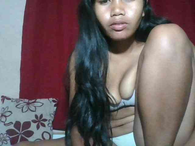 Keziah34 Live Webcam on BongaCams
