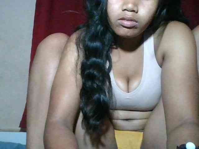 Keziah34 webcam