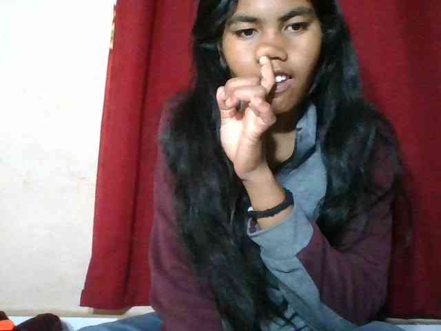 Keziah34 webcam