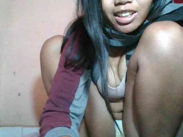 Keziah34 webcam