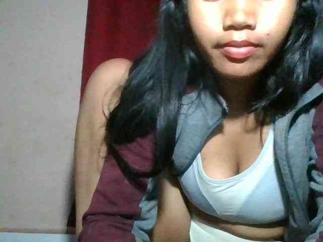 Keziah34 webcam