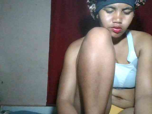 Keziah34 webcam
