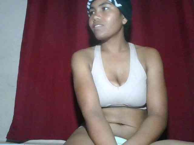 Keziah34 webcam