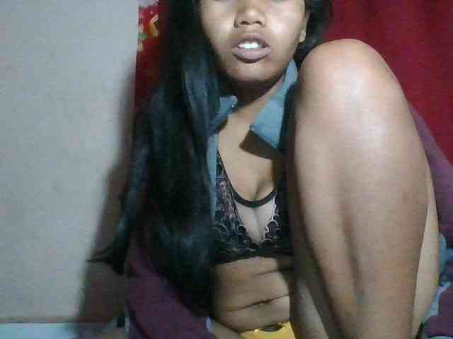 Keziah34 webcam