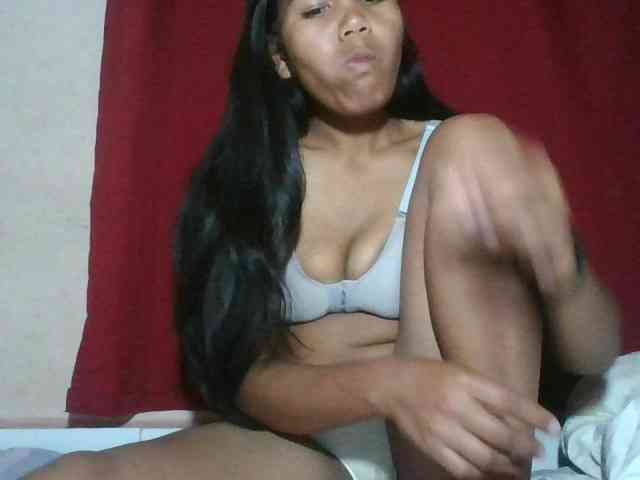 Keziah34 webcam