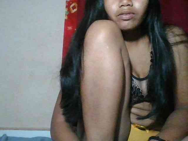 Keziah34 webcam