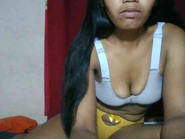 Keziah34 webcam