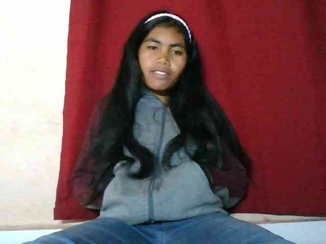 Keziah34 webcam