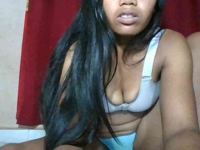 Keziah34 webcam