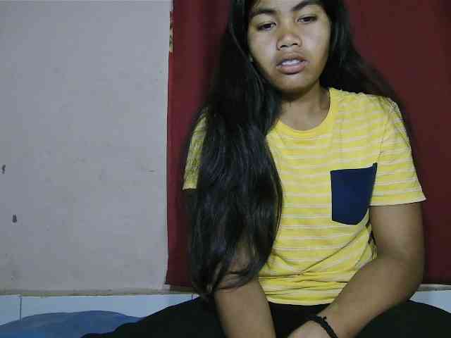 Keziah34 webcam