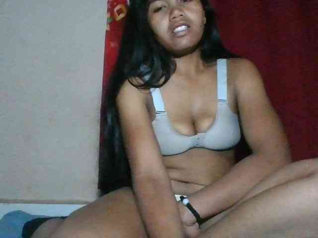 Keziah34 webcam