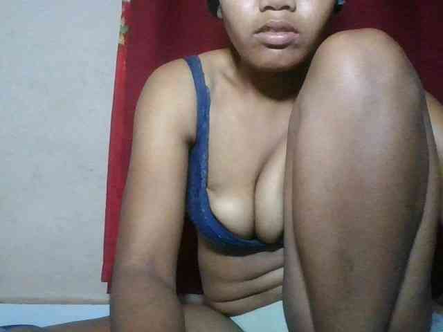 Keziah34 webcam