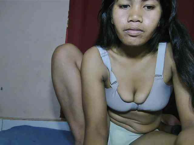 Keziah34 webcam