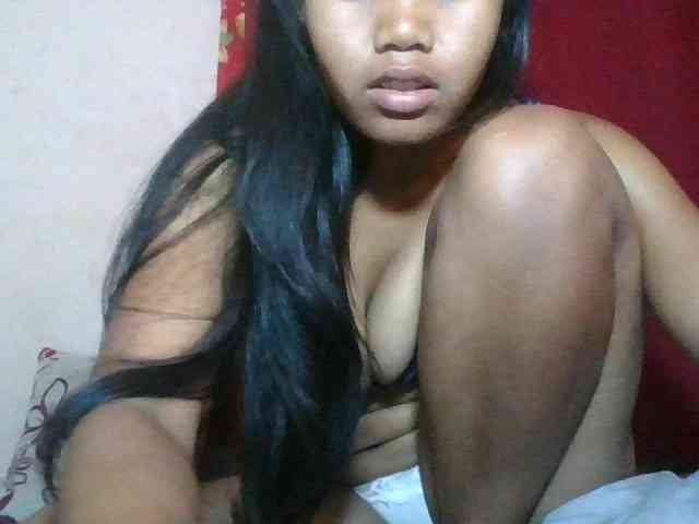 Keziah34 webcam