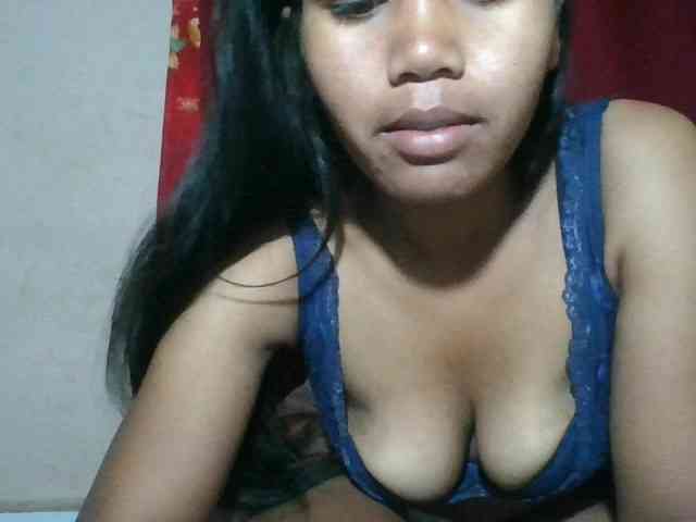 Keziah34 webcam