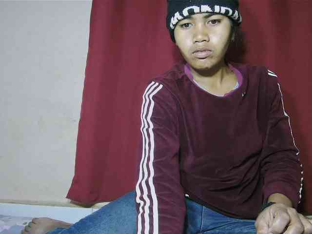 Keziah34 webcam