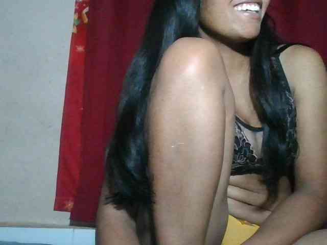 Keziah34 webcam