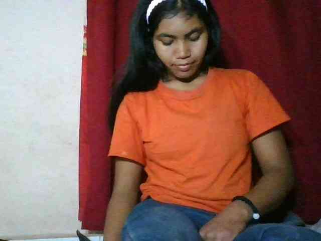 Keziah34 webcam