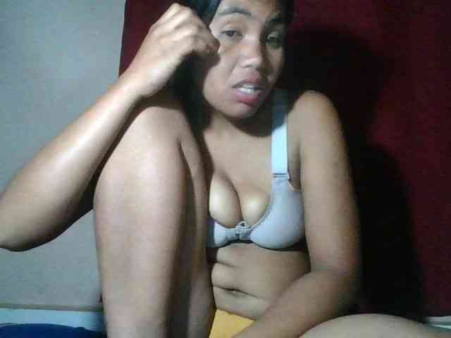 Keziah34 webcam