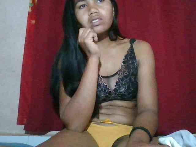 Keziah34 webcam