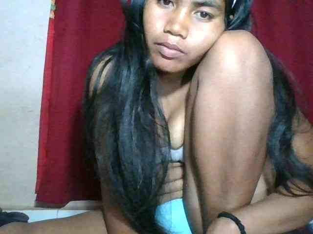 Keziah34 webcam