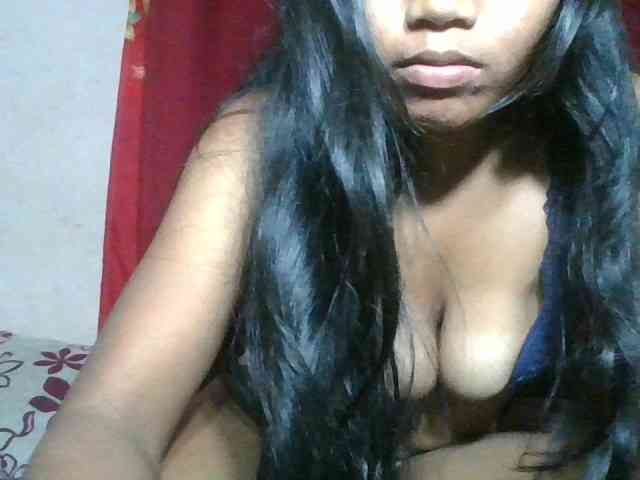 Keziah34 webcam